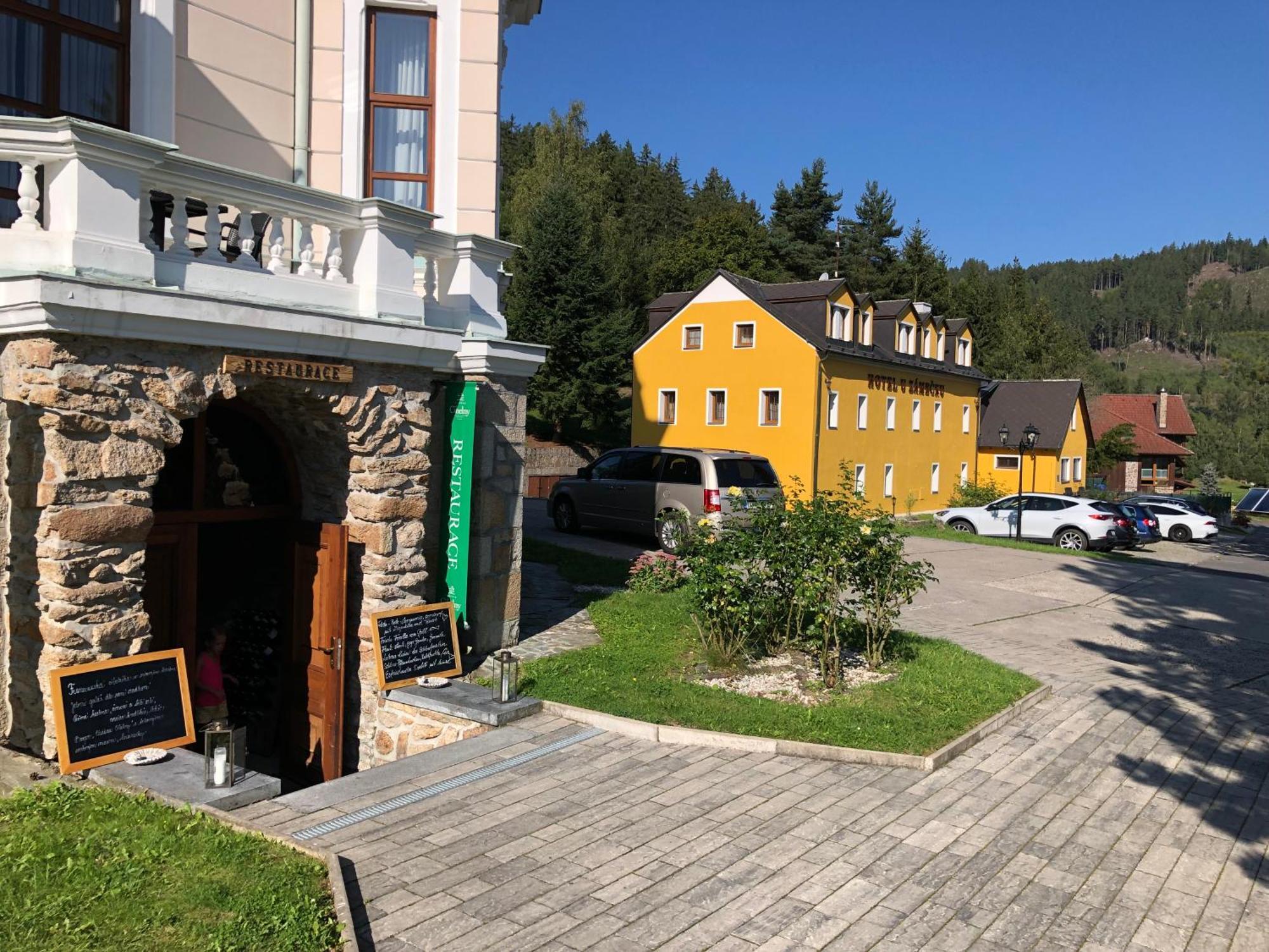 Hotel Chateau Cihelny Karlsbad Eksteriør billede