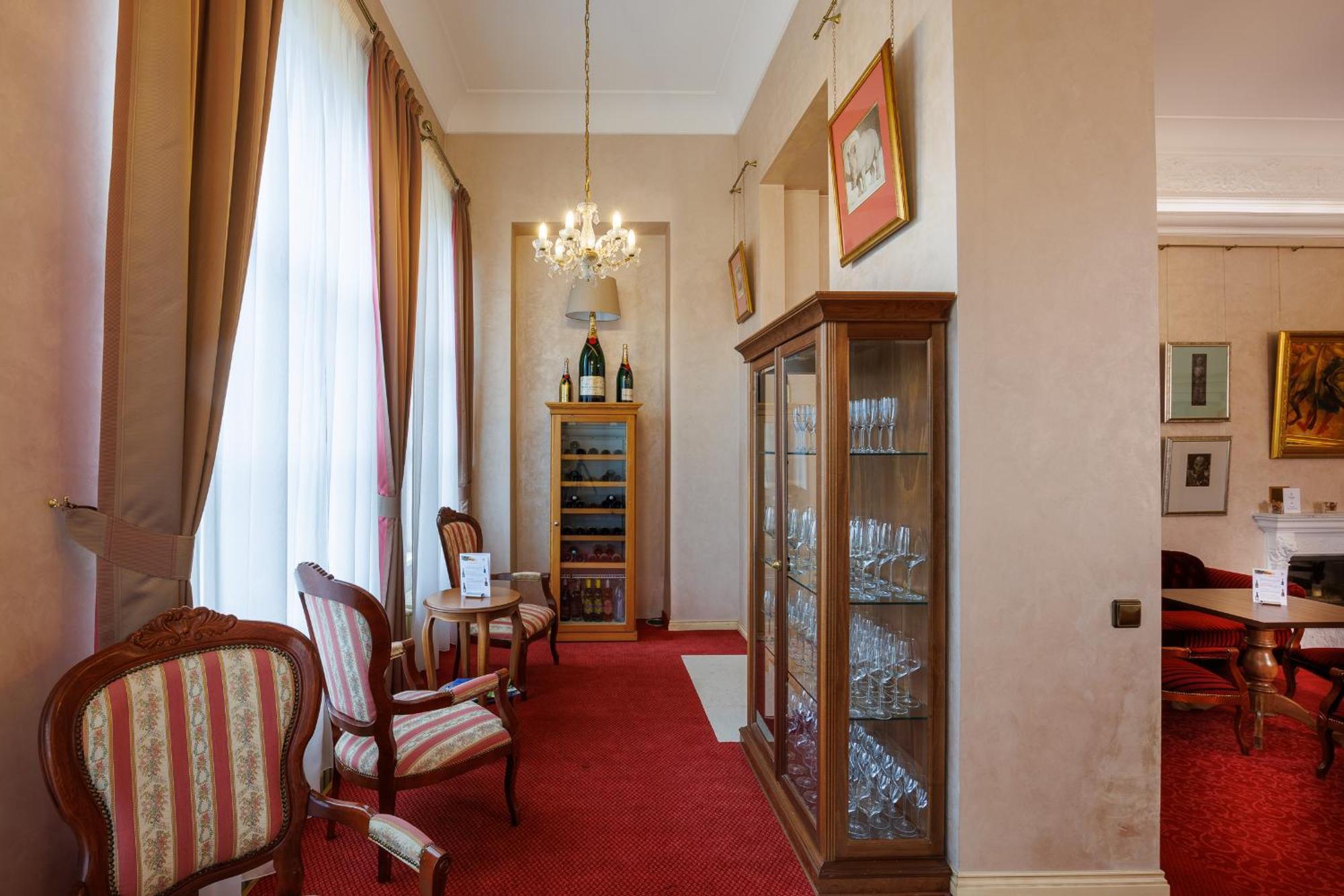 Hotel Chateau Cihelny Karlsbad Eksteriør billede