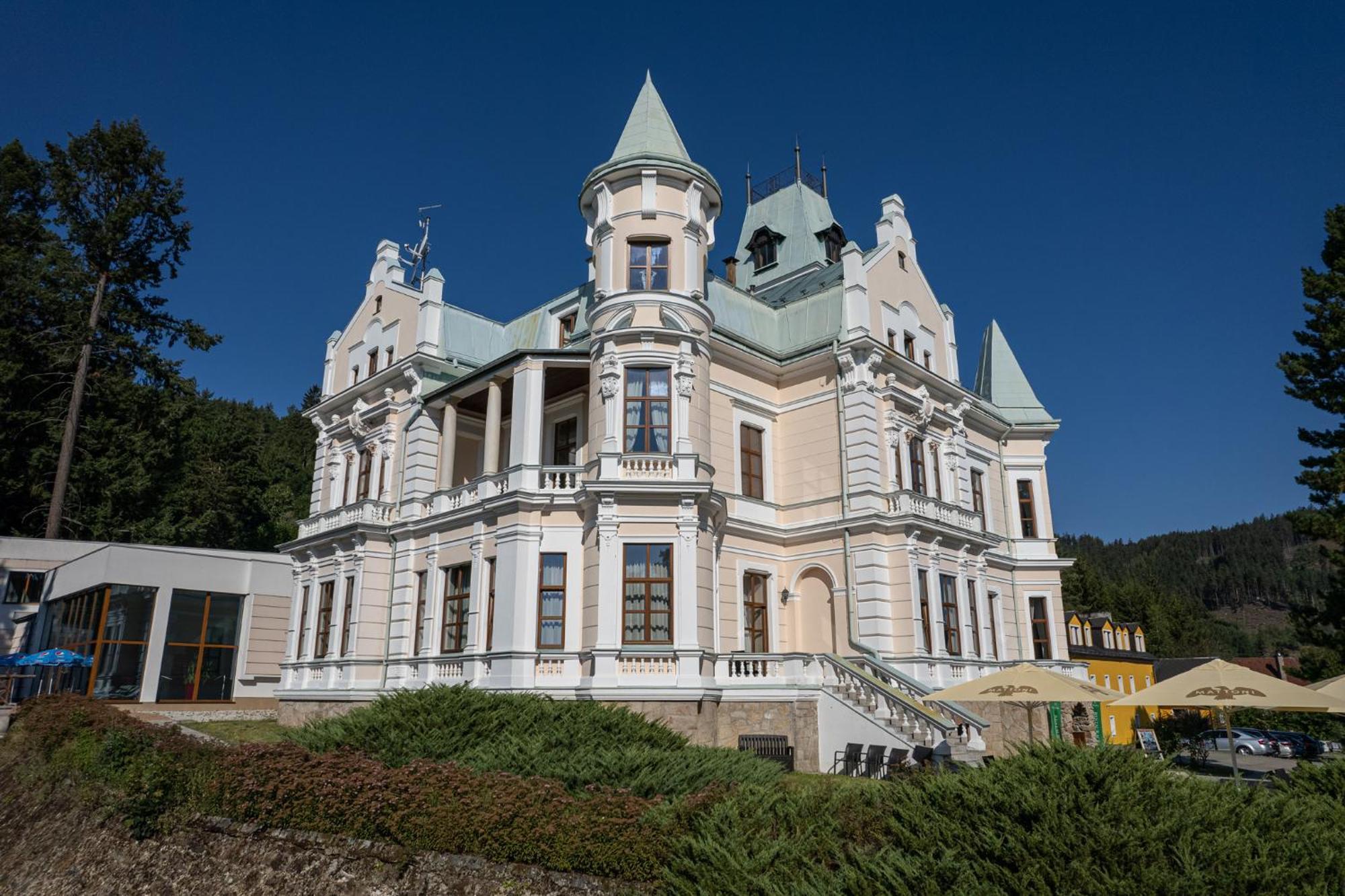 Hotel Chateau Cihelny Karlsbad Eksteriør billede