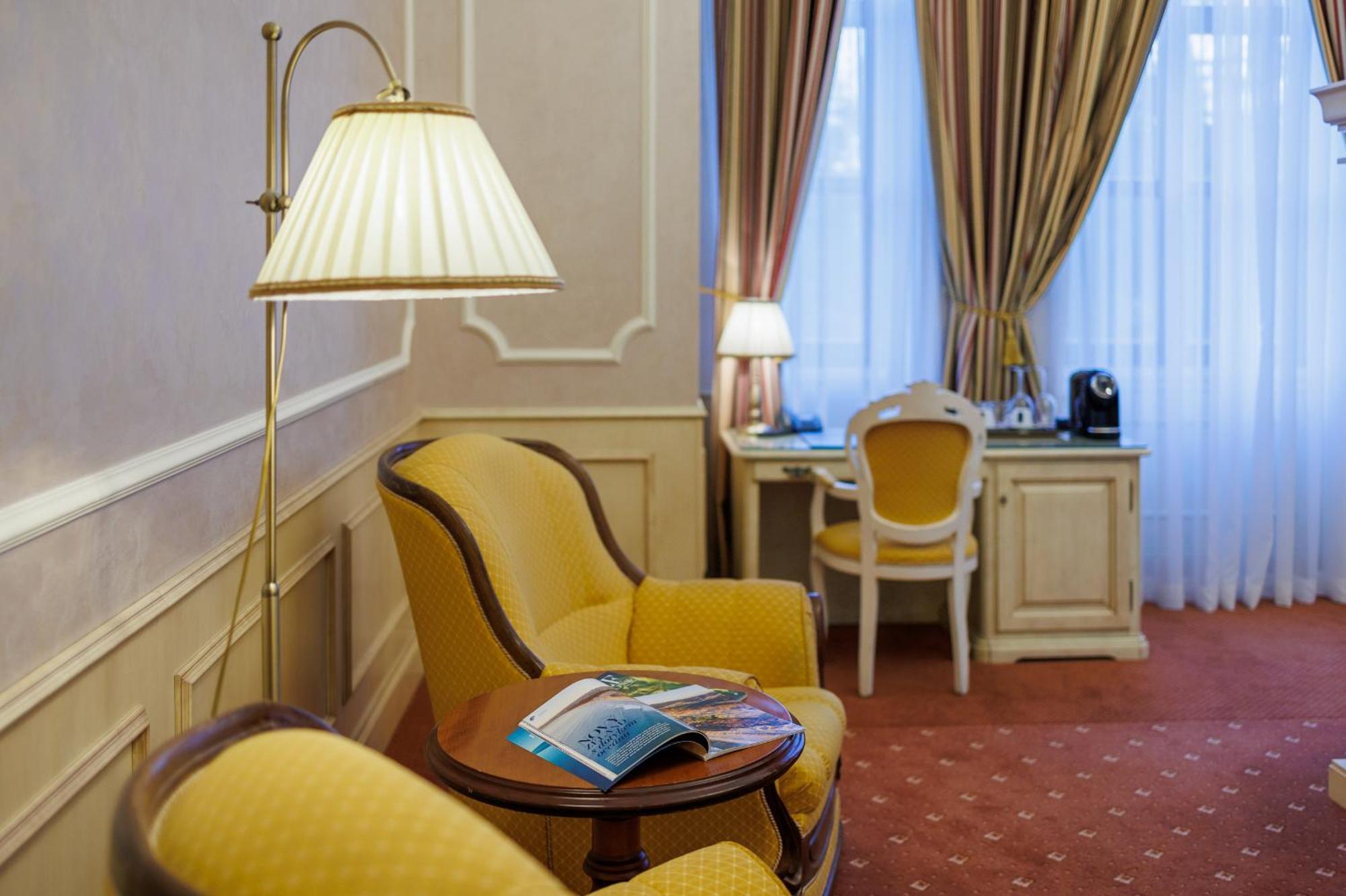 Hotel Chateau Cihelny Karlsbad Eksteriør billede