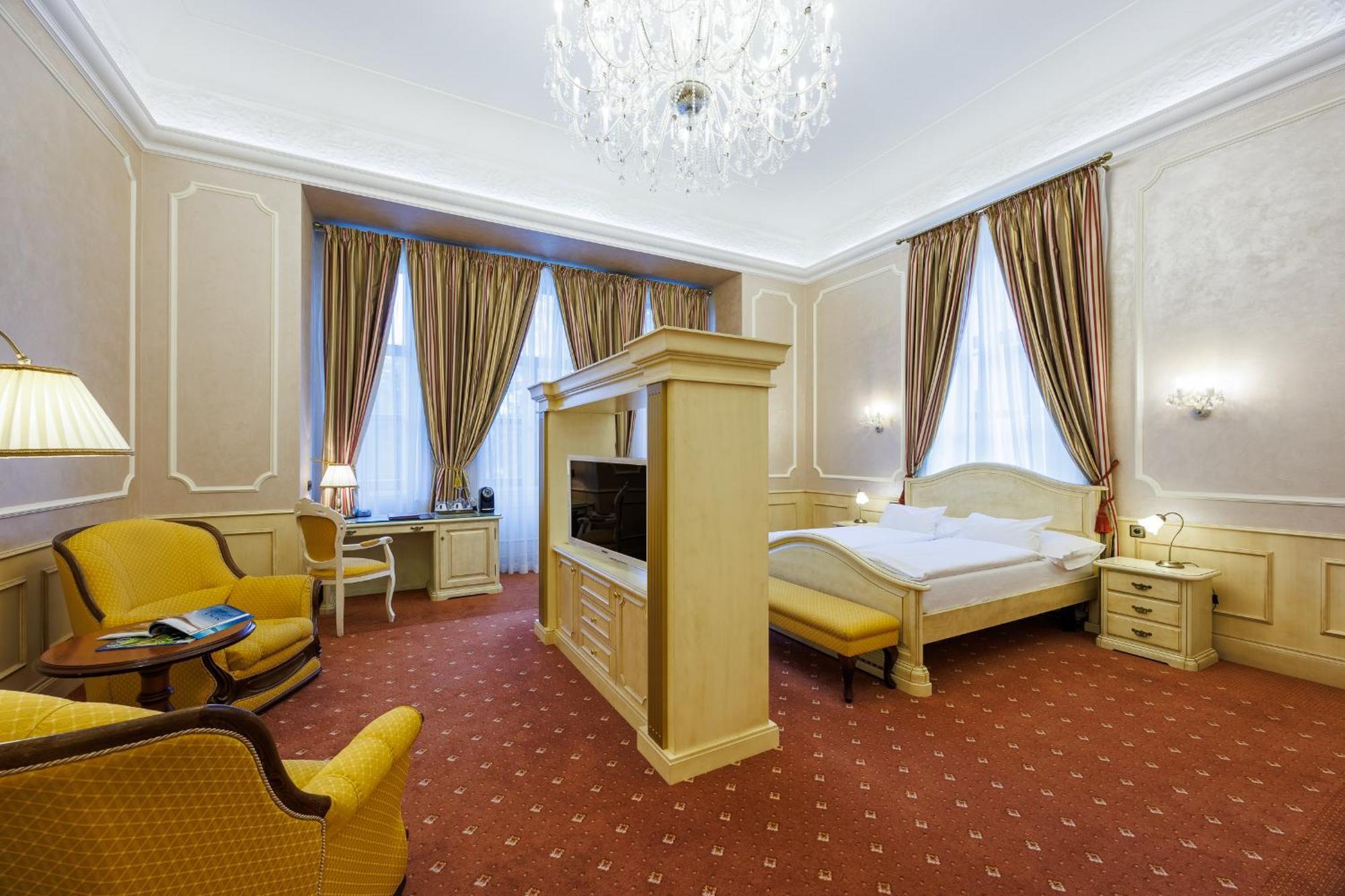 Hotel Chateau Cihelny Karlsbad Eksteriør billede