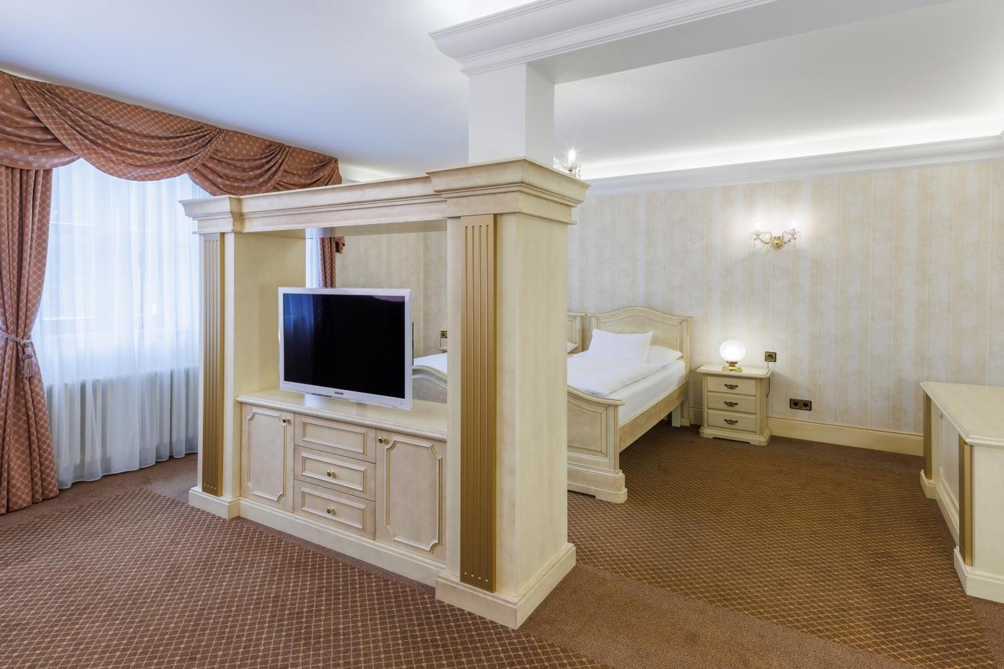 Hotel Chateau Cihelny Karlsbad Eksteriør billede