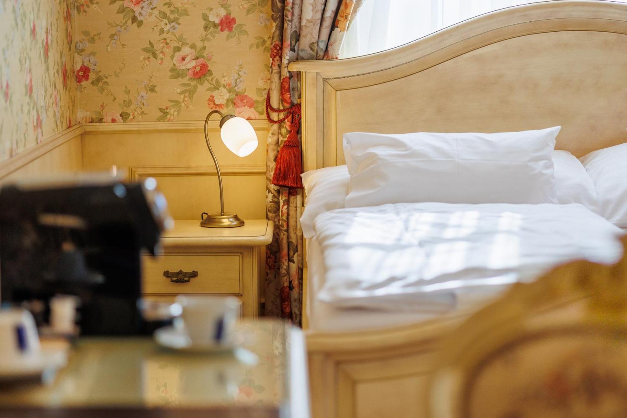 Hotel Chateau Cihelny Karlsbad Eksteriør billede