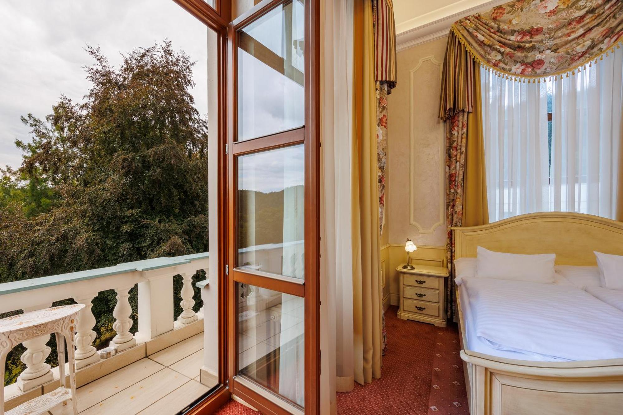 Hotel Chateau Cihelny Karlsbad Eksteriør billede